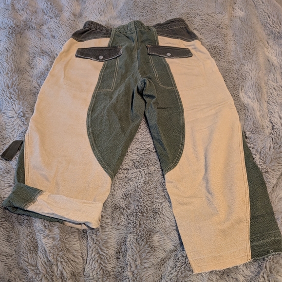 Free People Terra Utility Pant Size medium Slouchy Relaxed Fit Cropped NWOT - Picture 13 of 16